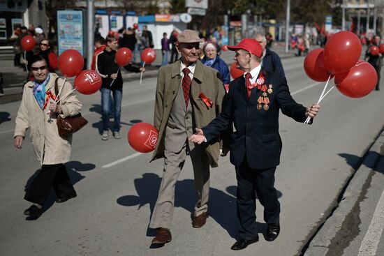 Первомайские шествия в регионах России