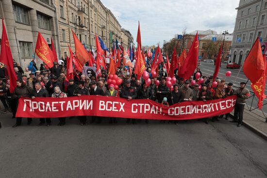 Первомайские шествия в регионах России