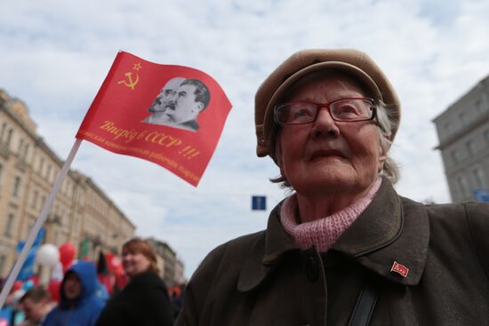 Первомайские шествия в регионах России