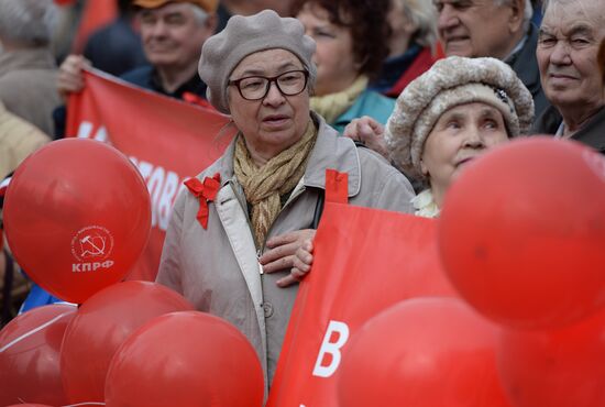 Первомайские шествия в регионах России