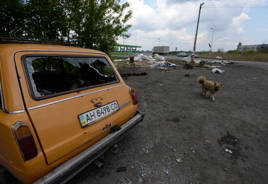 Сторонники федерализации блокировали базу спецбатальона "Правого сектора" в Днепропетровской области