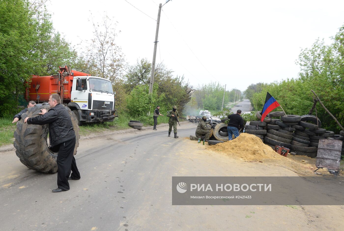 Украинские военные начали штурм города Славянска