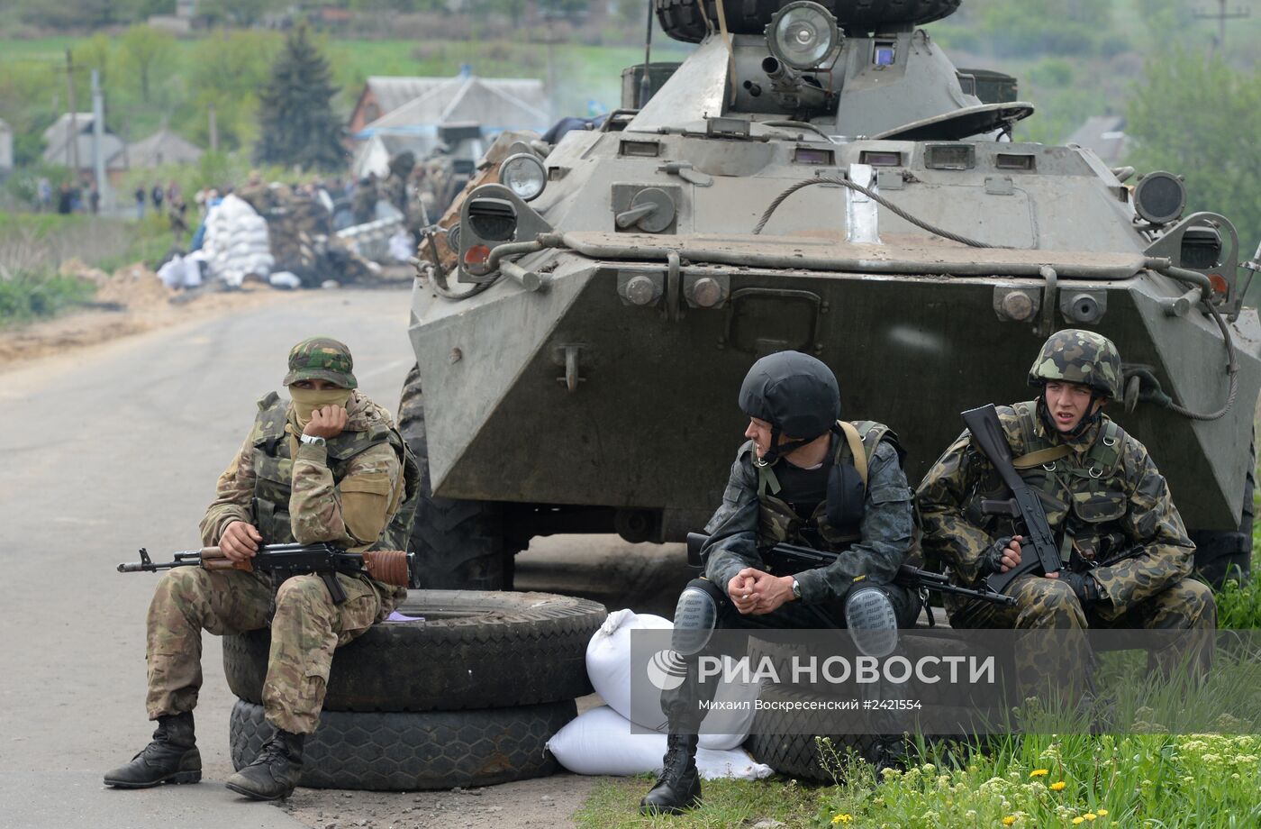 Украинские военные начали штурм города Славянска