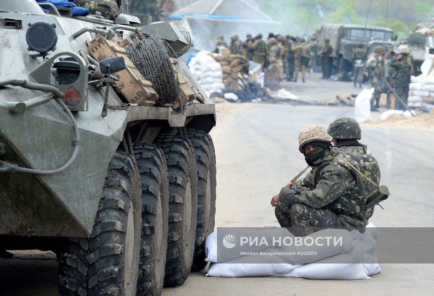 Украинские военные начали штурм города Славянска