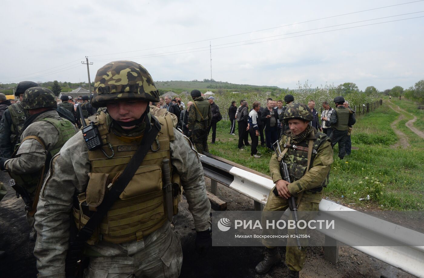 Украинские военные начали штурм города Славянска