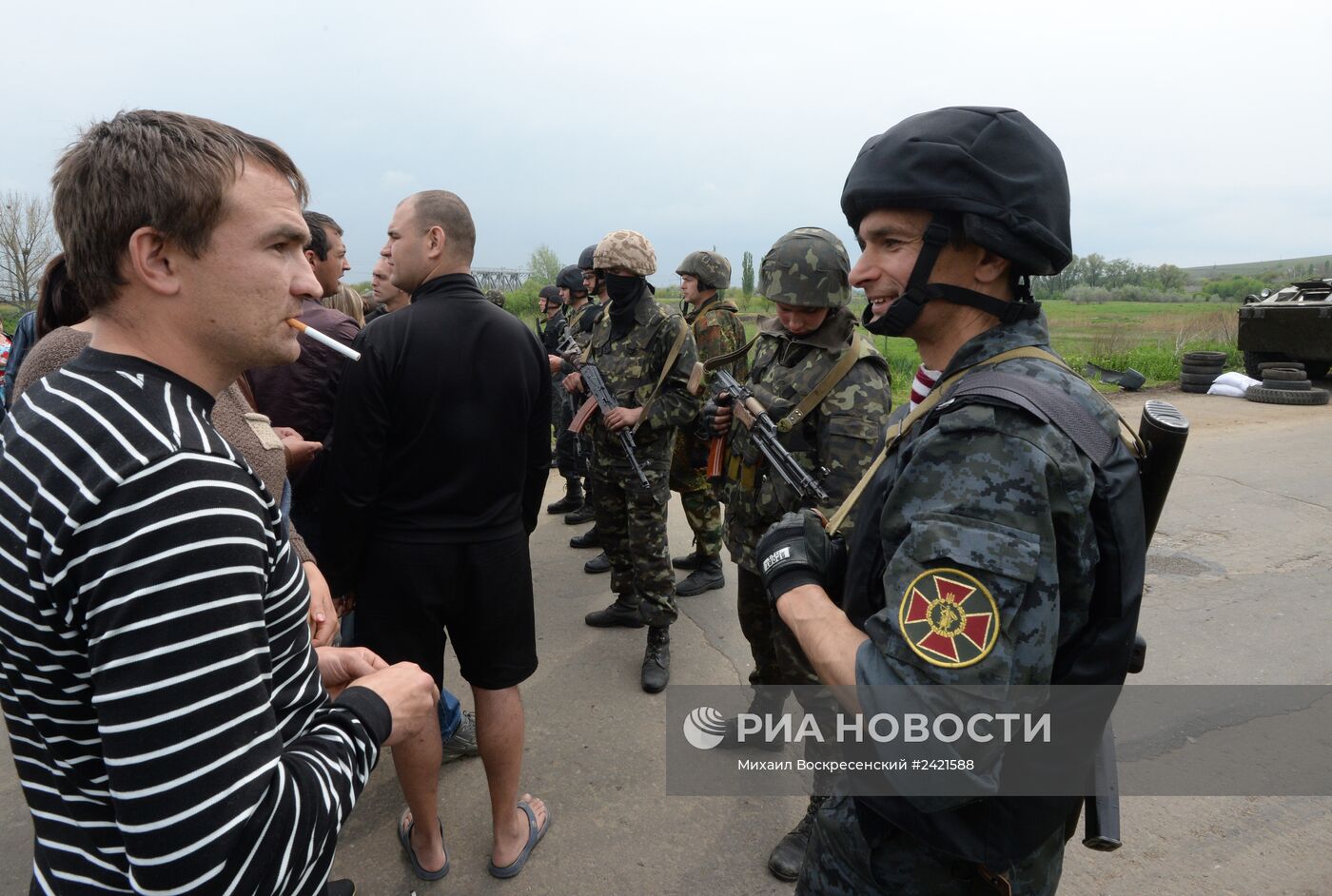 Украинские военные начали штурм города Славянска