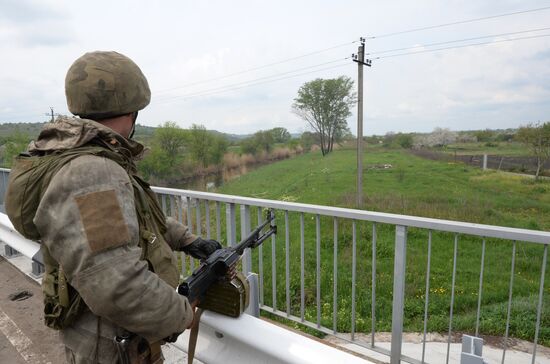 Украинские военные начали штурм города Славянска