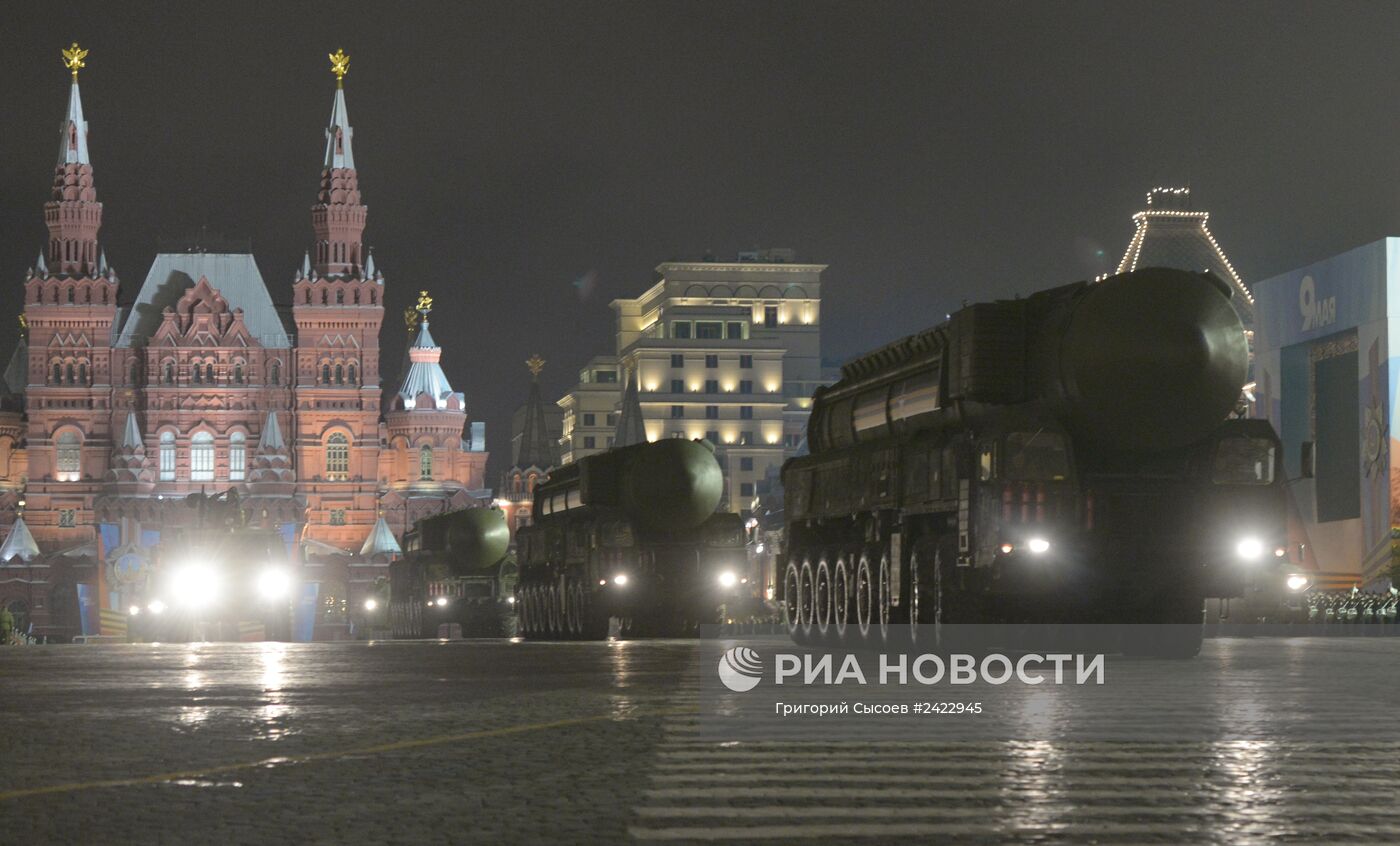 Репетиция военного парада на Красной площади