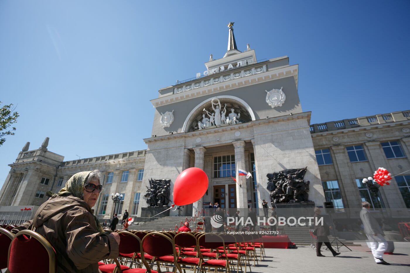 Открытие восстановленного после теракта железнодорожного вокзала в Волгограде