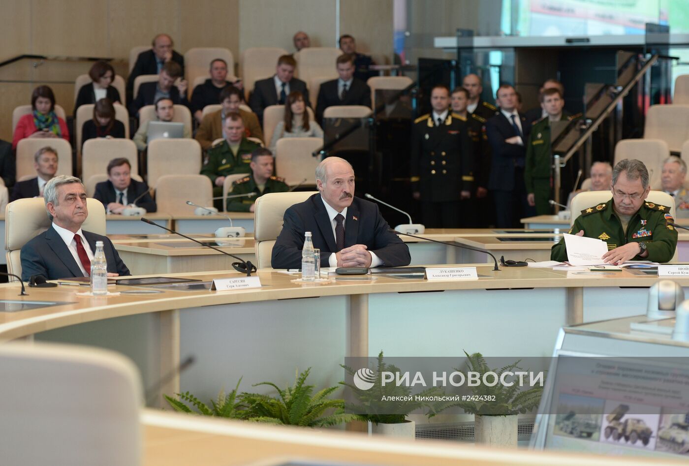 Неформальная встреча В.Путина с лидерами ряда стран СНГ
