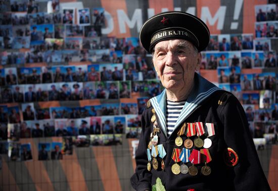 Встреча ветеранов в День Победы в Парке Горького