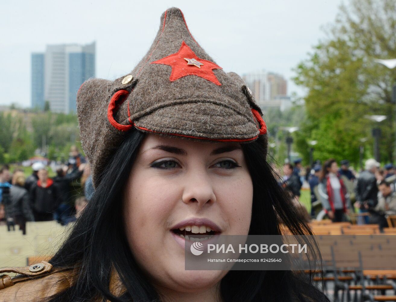 Празднование Дня Победы 9 мая в Донецке