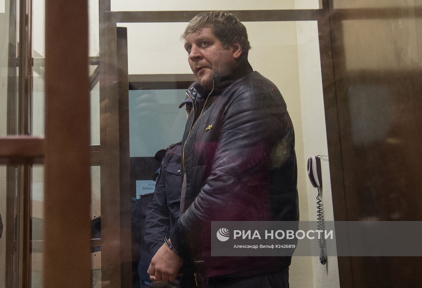 Рассмотрение вопроса об аресте А. Емельяненко в Симоновсоком суде Москвы