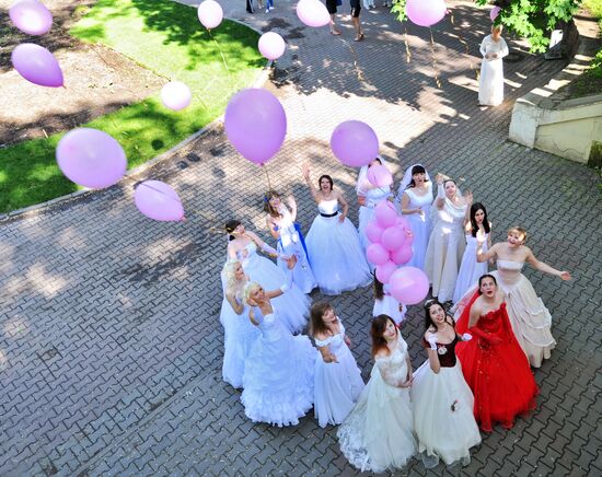 Флешмоб невест в Ростове-на-Дону