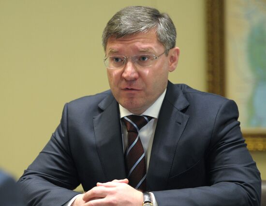 В.Путин провел рабочую встречу с В.Якушевым