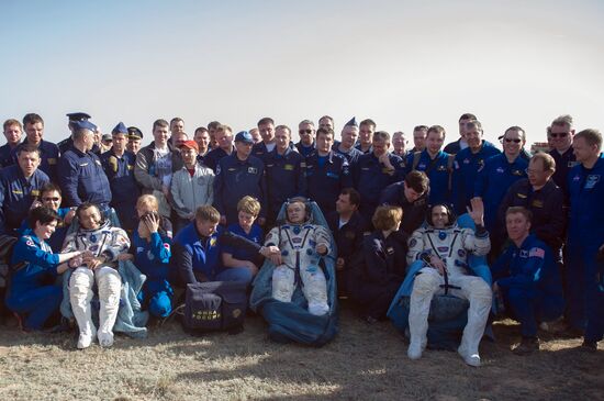 Экипаж 38/39-й длительной экспедиции на МКС вернулся на Землю