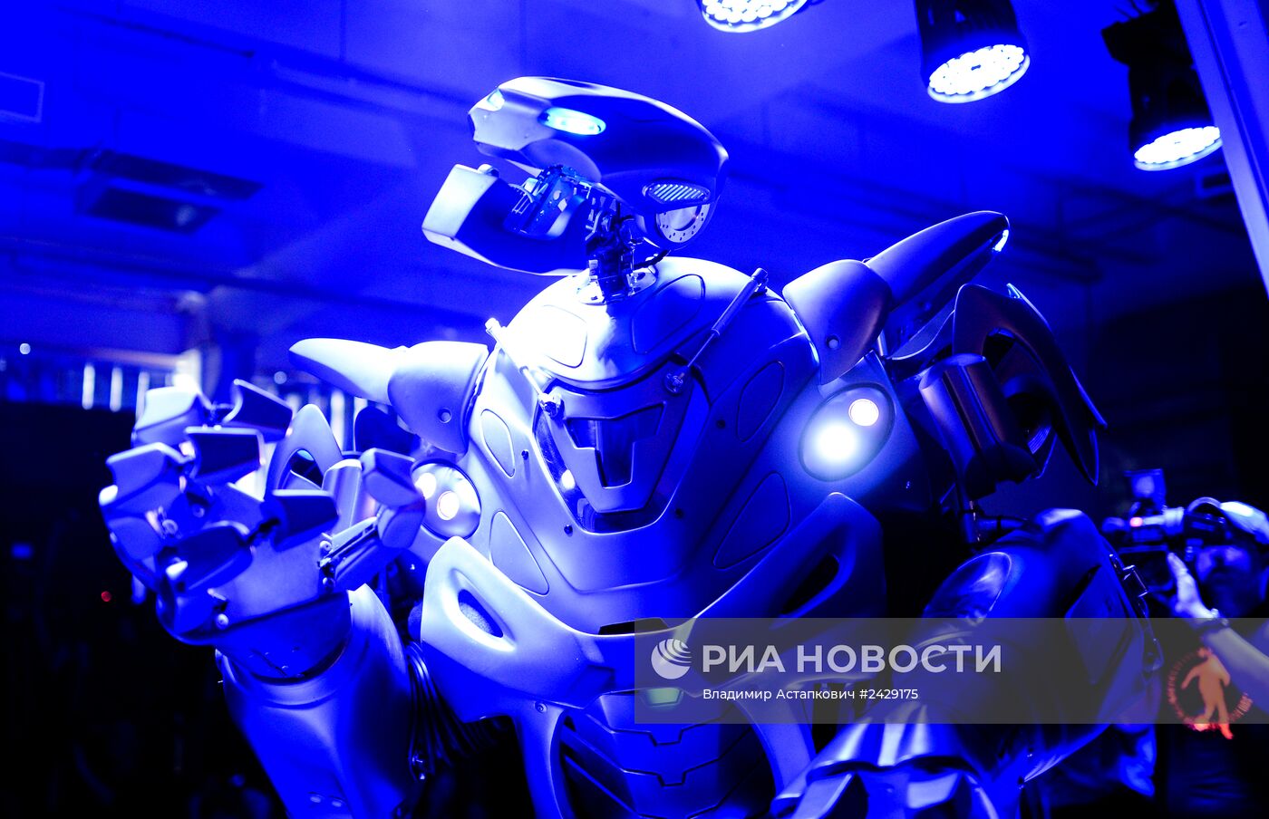 Выставка "Бал Роботов"