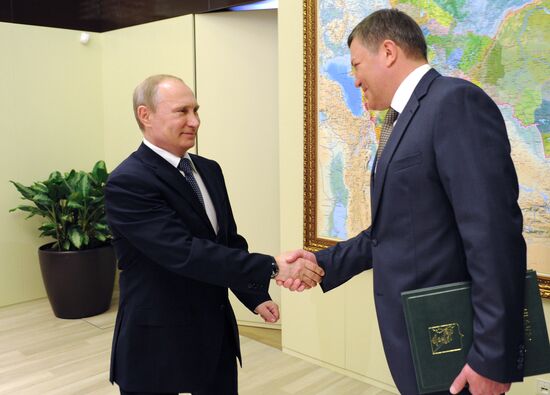 В.Путин встретился с О.Кувшинниковым