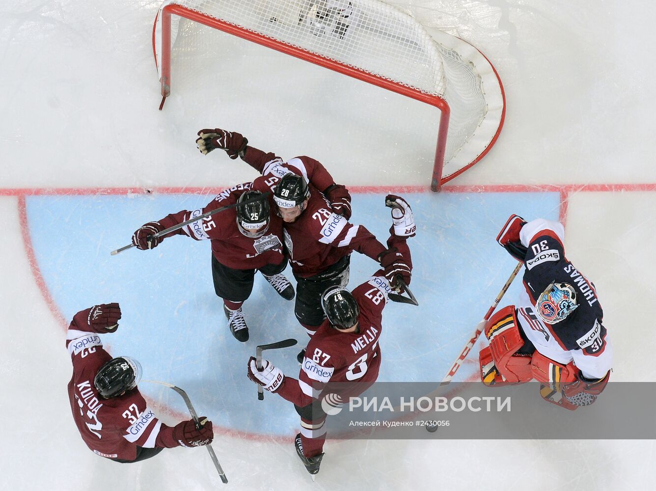 Хоккей. Чемпионат мира. Матч США - Латвия