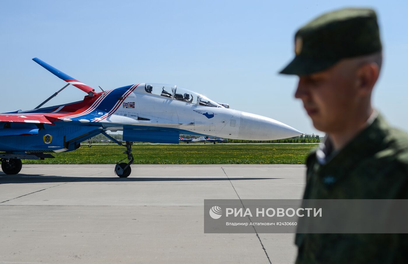 Празднование дня рождения пилотажных групп "Стрижи" и "Русские Витязи"