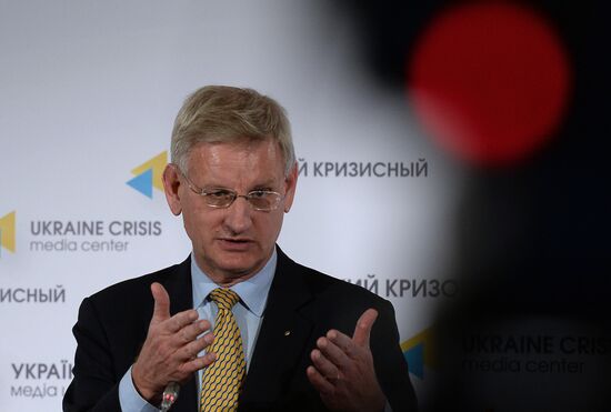 Визит главы МИД Швеции Карла Бильдта в Киев