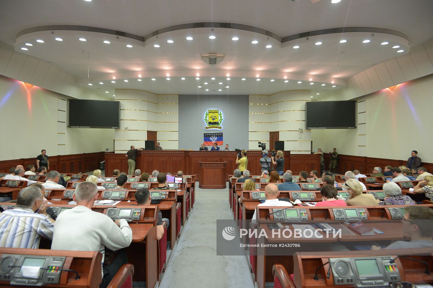Парламент Донецкой народной республики утвердил профильных министров ДНР