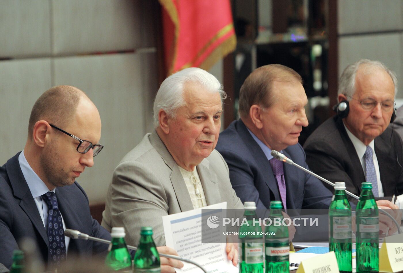 Второе заседание Всеукраинского круглого стола национального единства