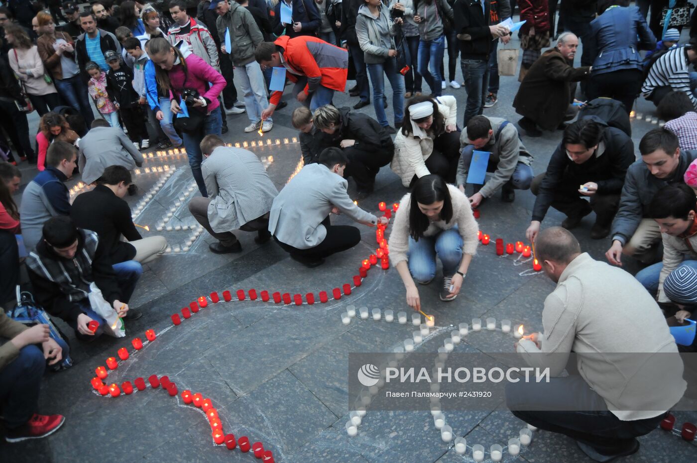 Акция "Зажги огонек в своем сердце" во Львове