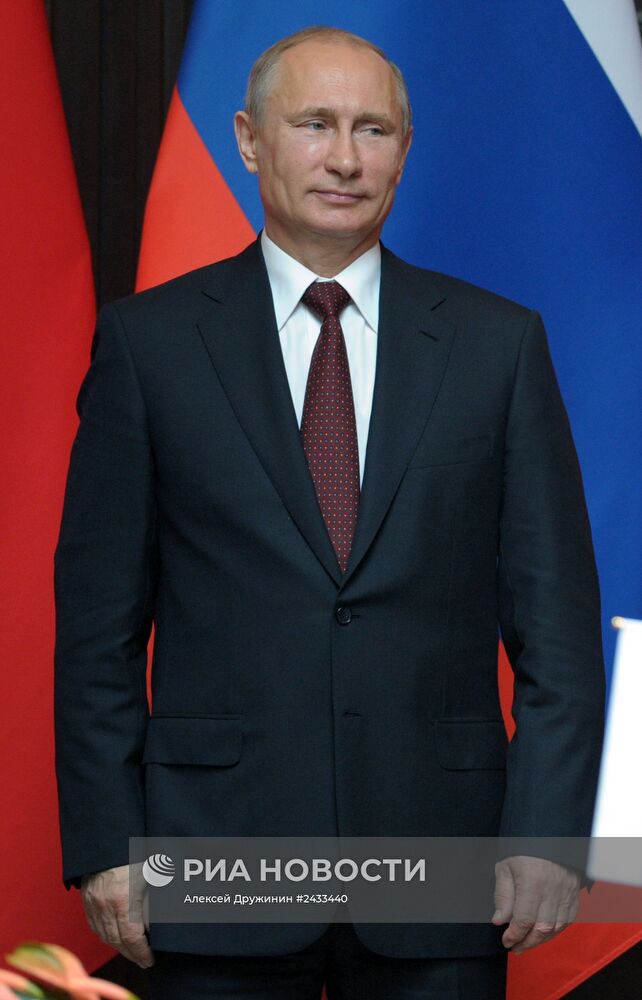 Официальный визит В.Путина в Китайскую Народную Республику