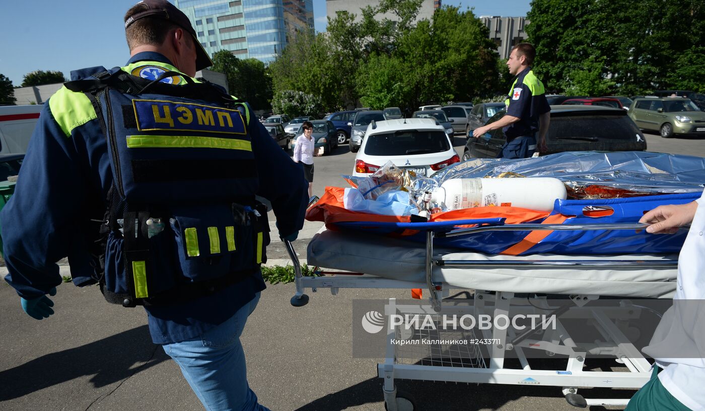 Пострадавшие при столкновении поездов в Подмосковье доставлены в Москву