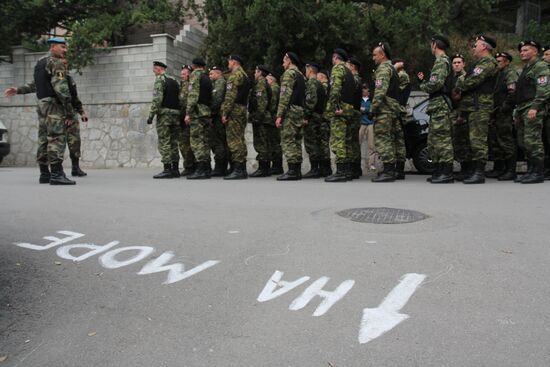 Снос незаконных заборов и ограждений на побережье Крыма