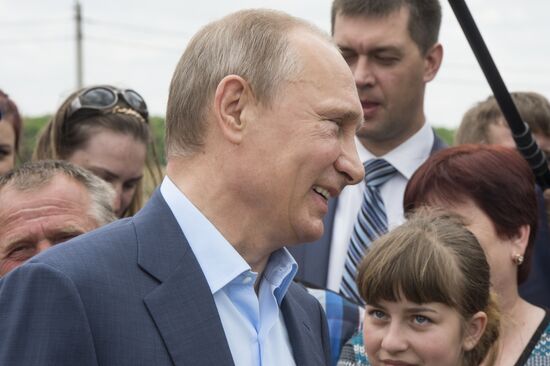 Рабочая поездка В.Путина в Благовещенск