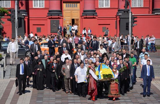 Годовщина дня перезахоронения праха поэта Тараса Шевченко