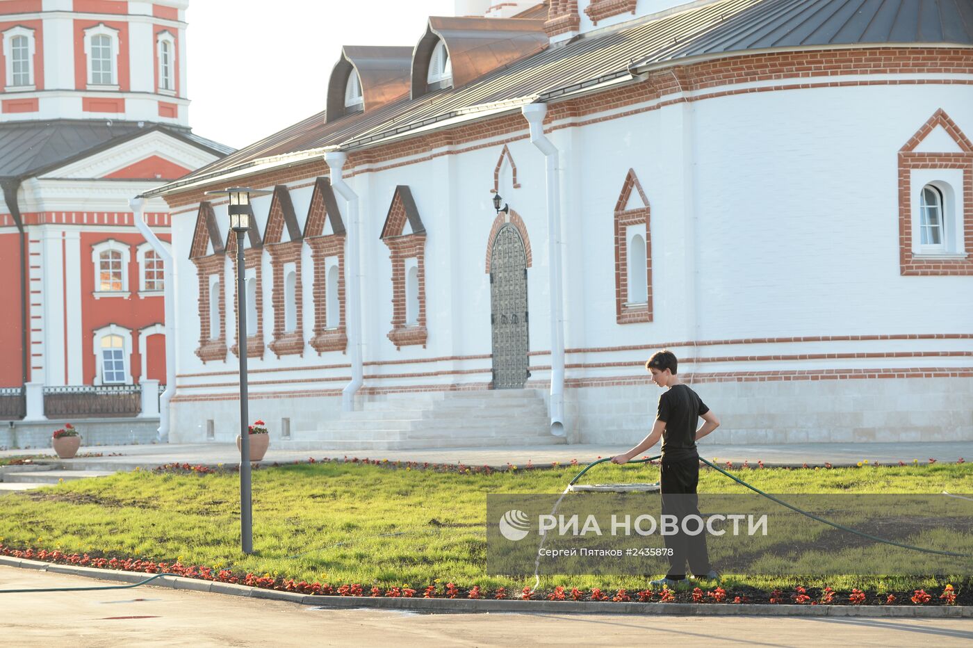 Жизнь семинарии Троице-Сергиева Варницкого монастыря в Ростове