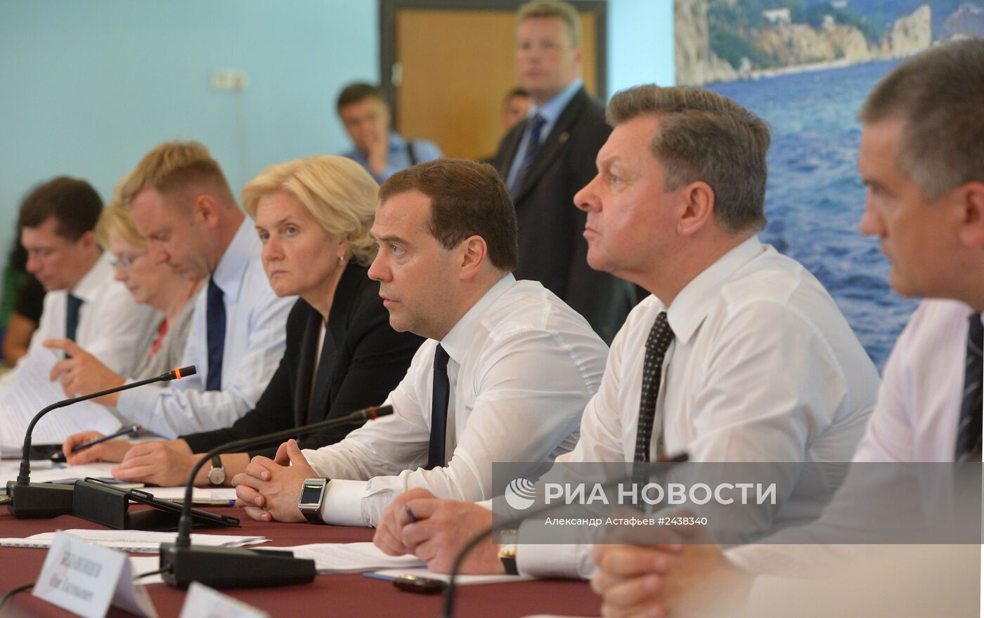 Рабочая поездка Д.Медведева в Крымский федеральный округ. Второй день