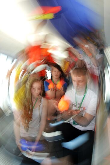 Шоу жонглеров "На высоте" на Останкинской телебашне