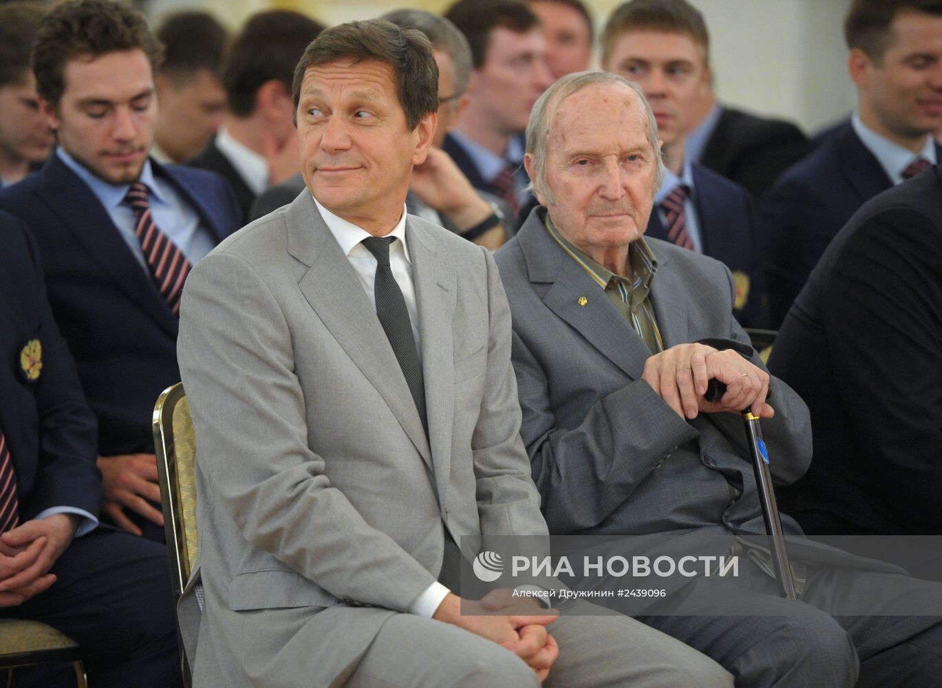 Награждение членов сборной России по хоккею в Кремле