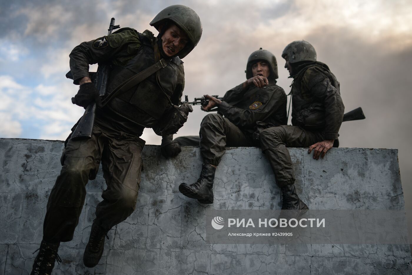 Испытания военнослужащих подразделений специального назначения МВД РФ на право ношения крапового берета