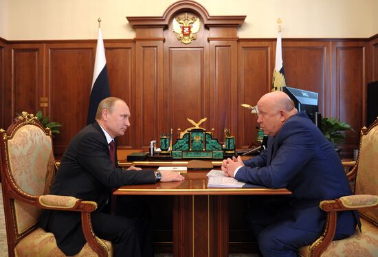 Рабочая встреча В.Путина с В.Шанцевым