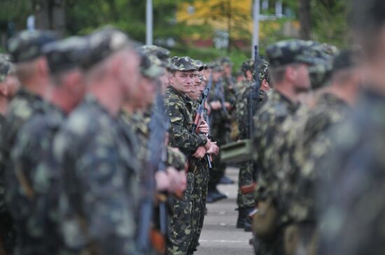 Принятие присяги военнослужащими ВС Украины
