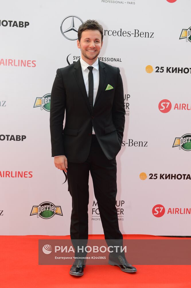 25-й Открытый российский кинофестиваль "Кинотавр". День первый