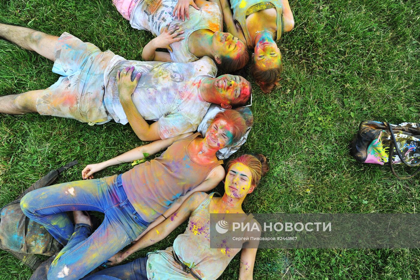 Праздник красок Холи в Ростове-на-Дону