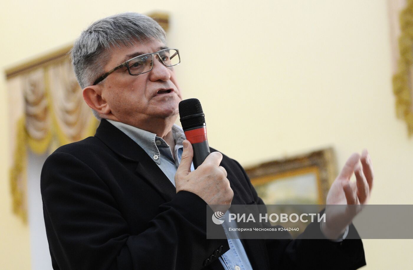 25-й Открытый российский кинофестиваль "Кинотавр". День второй