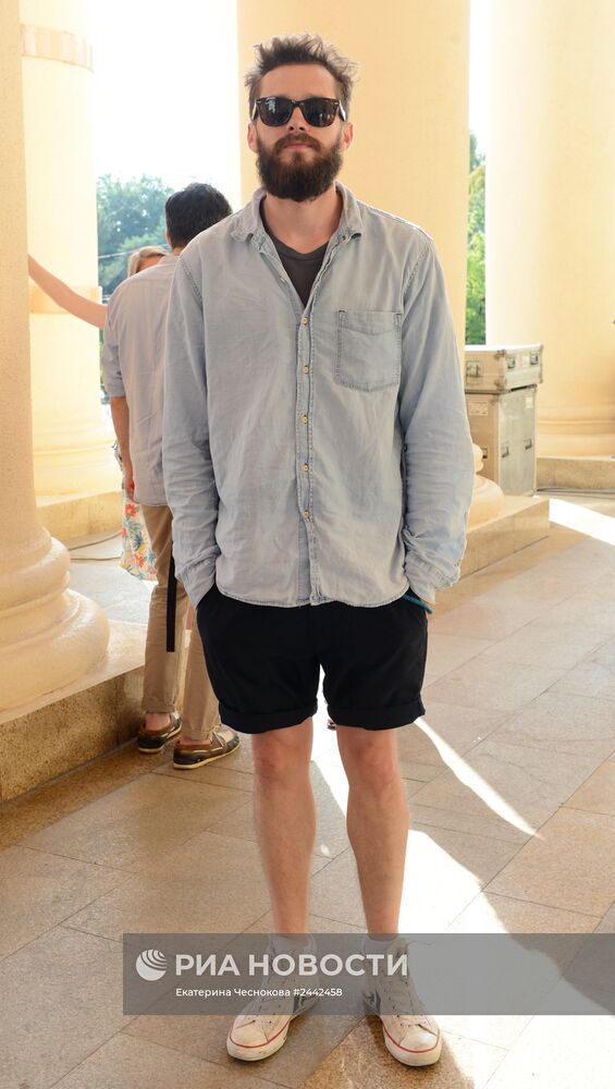 25-й Открытый российский кинофестиваль "Кинотавр". День второй