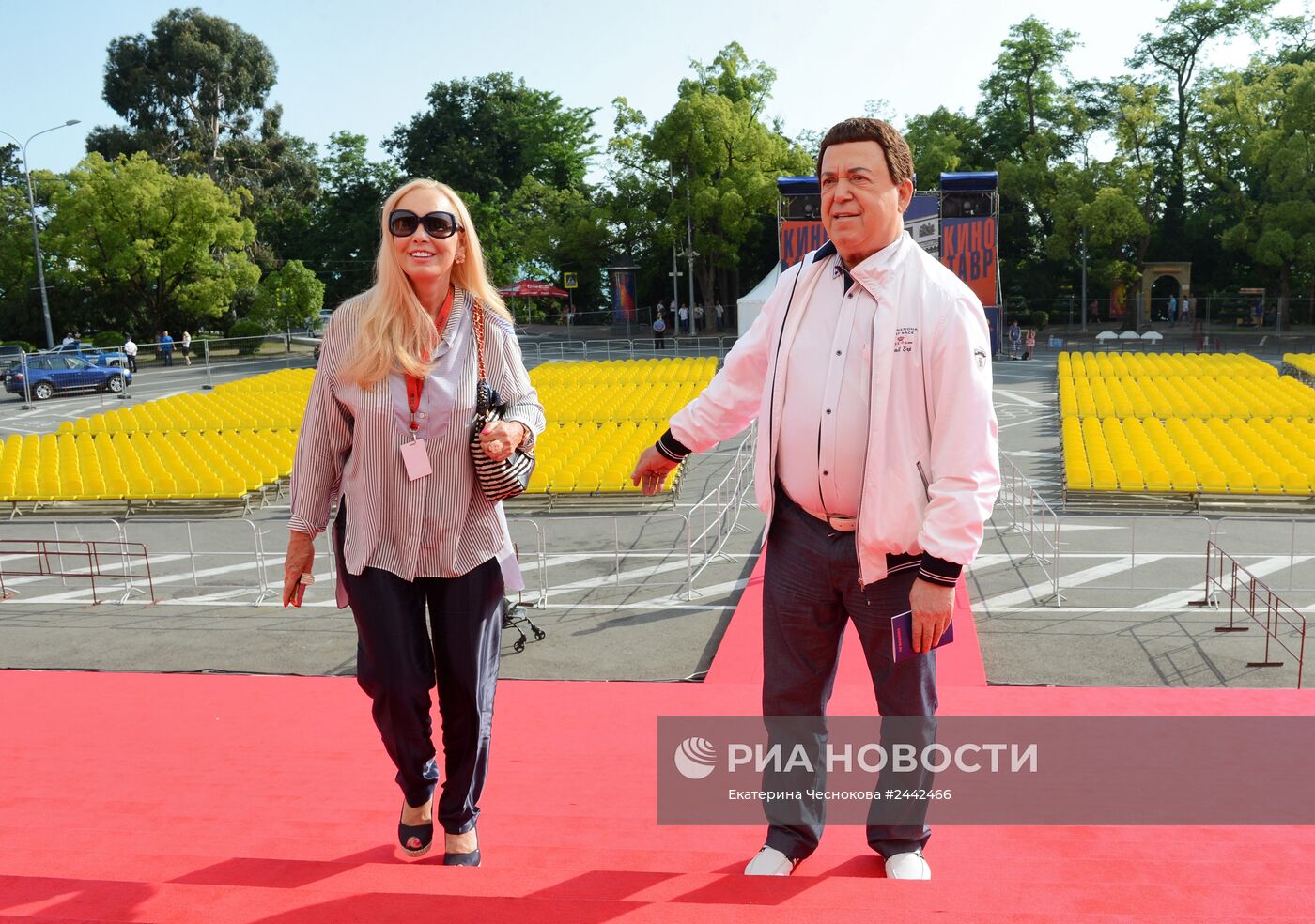 25-й Открытый российский кинофестиваль "Кинотавр". День второй