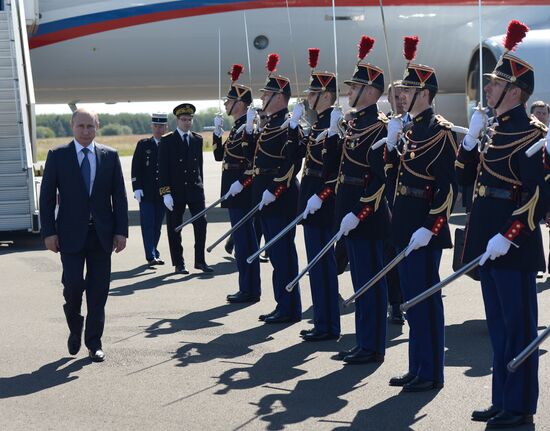 Рабочий визит В.Путина во Францию