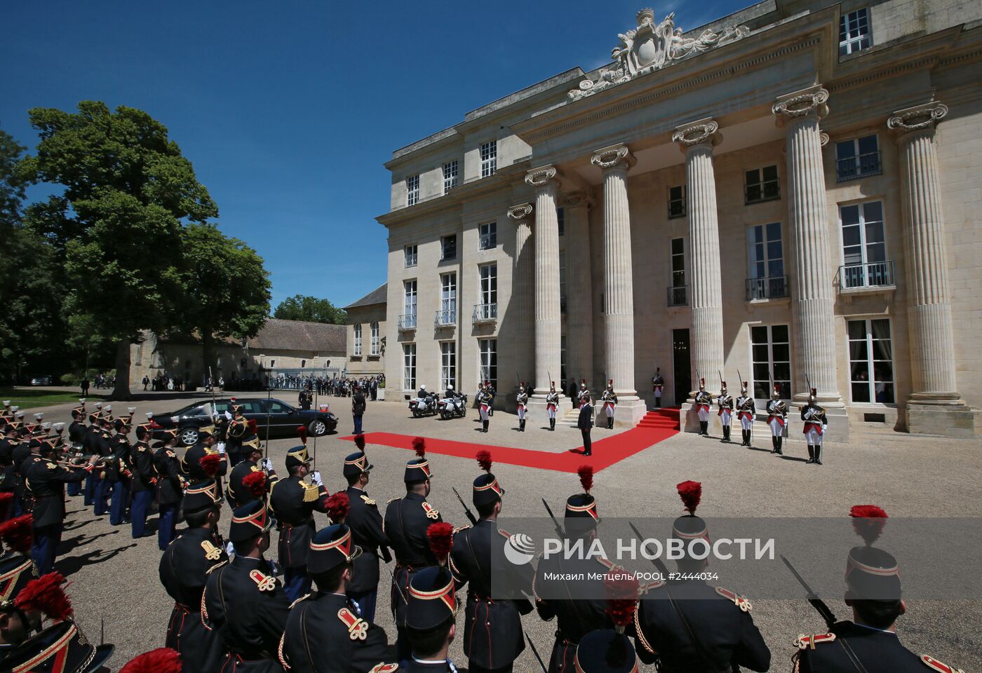 Рабочий визит В.Путина во Францию