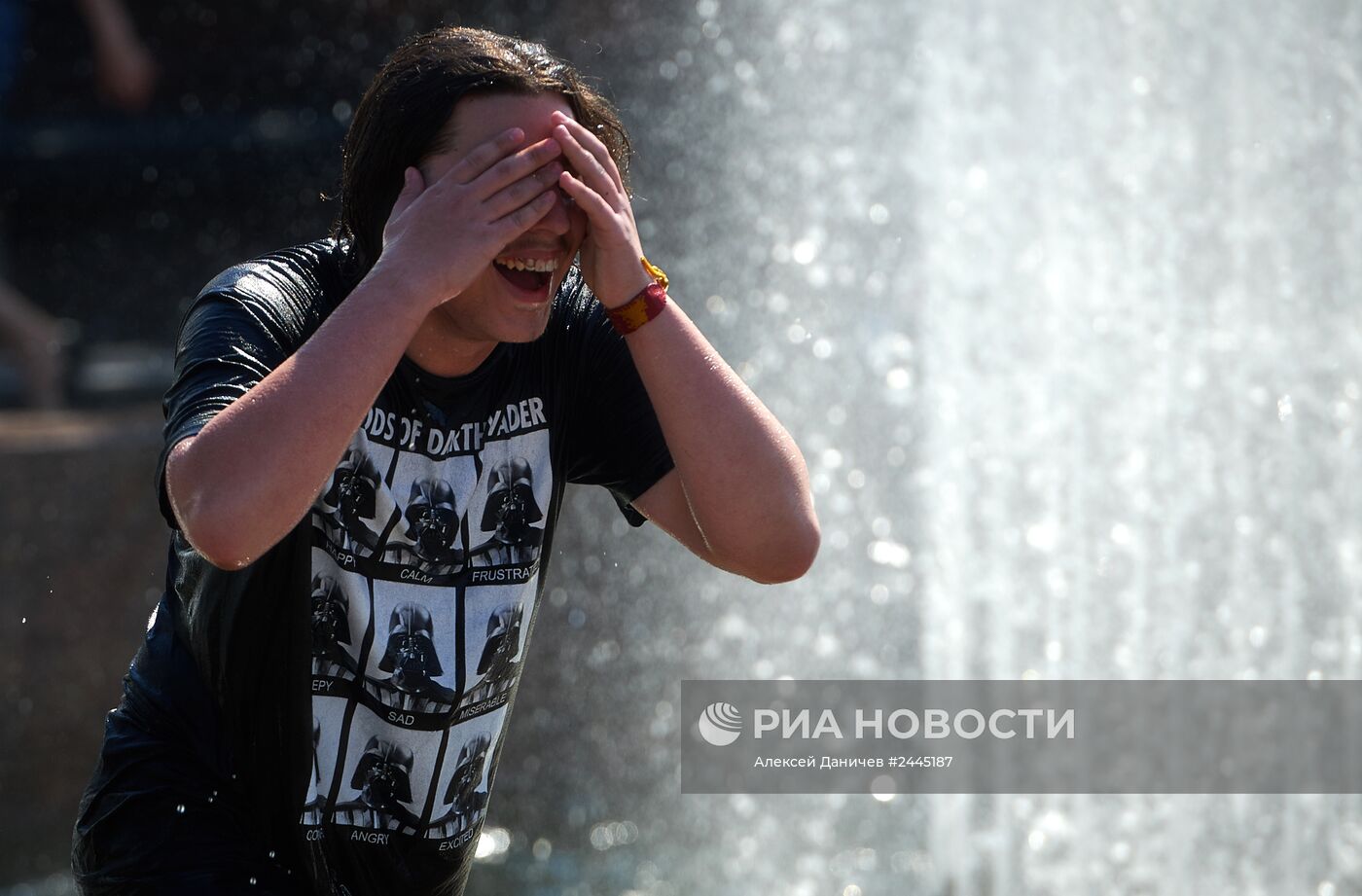 Флешмоб "Водяная битва" в Санкт-Петербурге