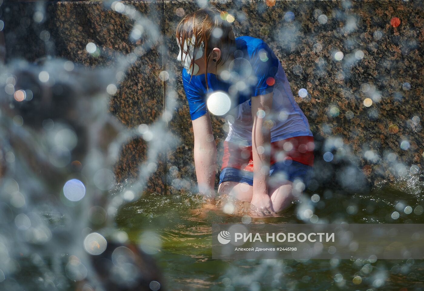 Флешмоб "Водяная битва" в Санкт-Петербурге