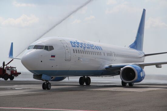 Самолет авиакомпании "Добролет" совершил посадку в Симферополе